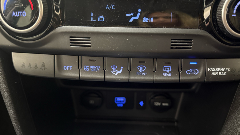 Hyundai Kona 1.6 GDi Hybrid Premium SE 5dr DCT Hybrid Hatchback